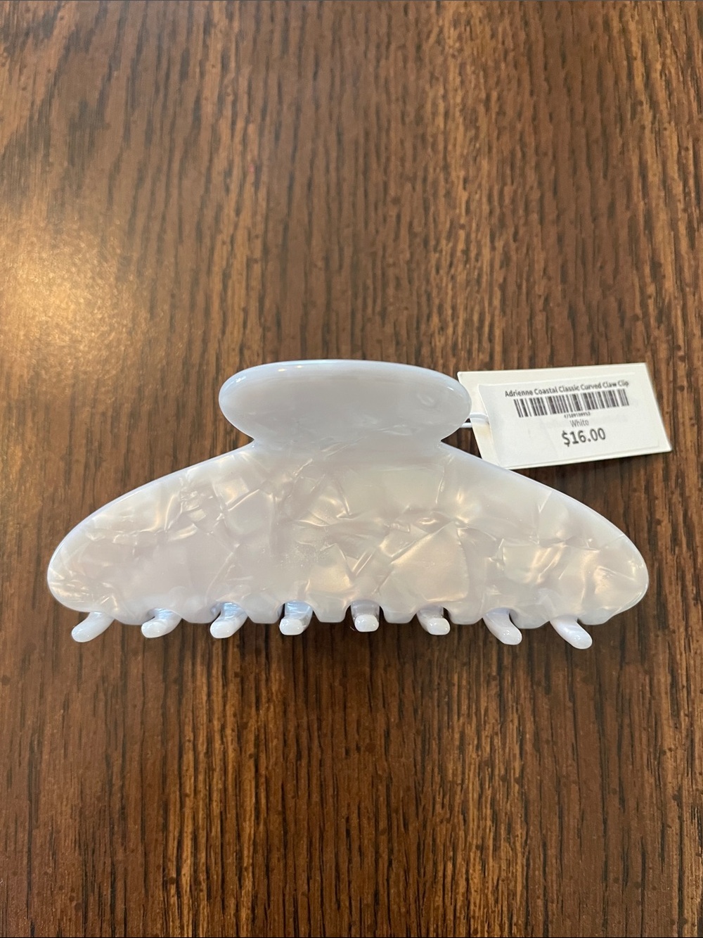 Classic Pearl White Curved Claw Clip. New with tags.